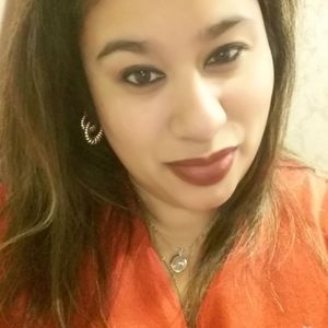 Meet your Posher, Isabel